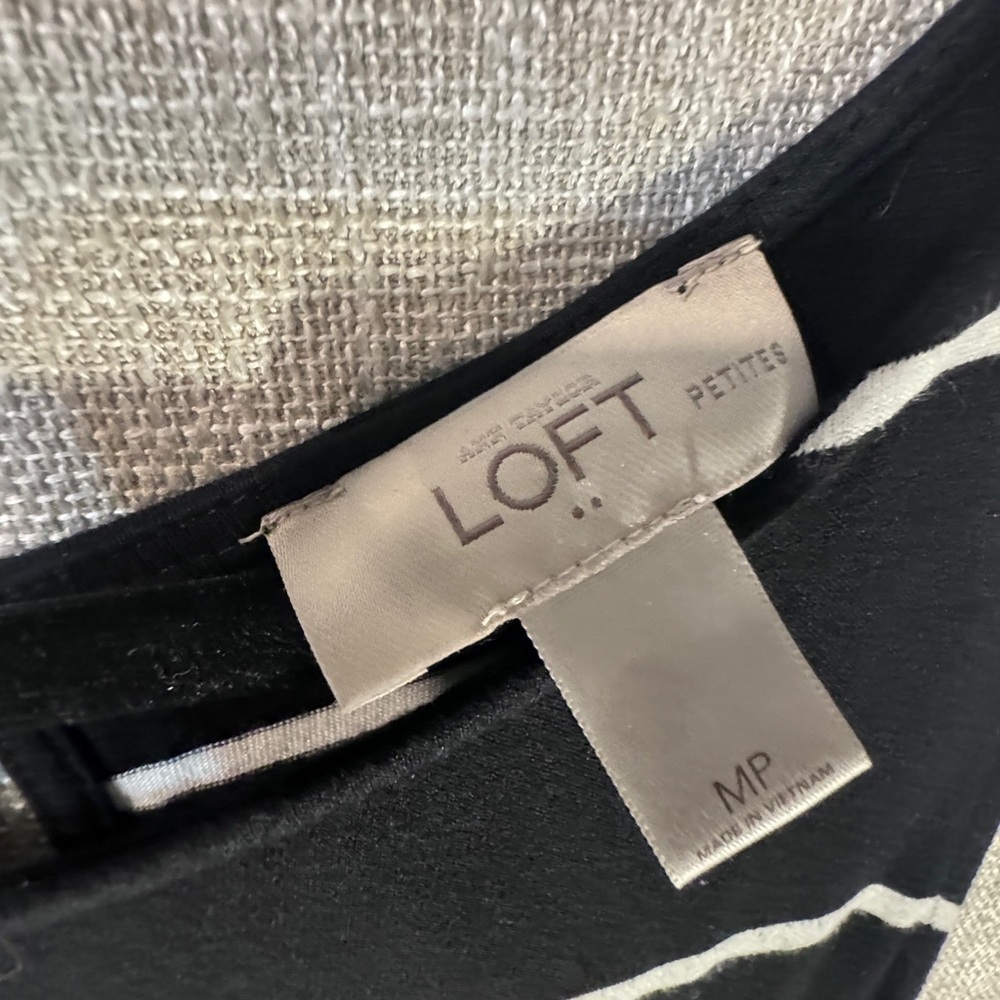 Loft black sleeveless striped stretchy maxi petite medium - Picture 6 of 6